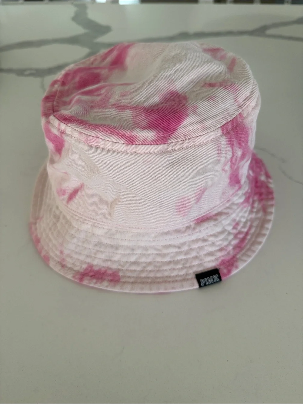 PINK Victoria’s Secret Pink & White Tie-Dye Bucket Hat - Picture 2 of 6